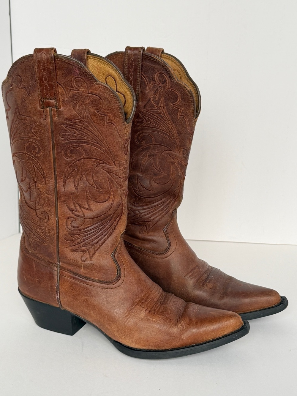 Ariat Brown Embroidered Leather Western Boots